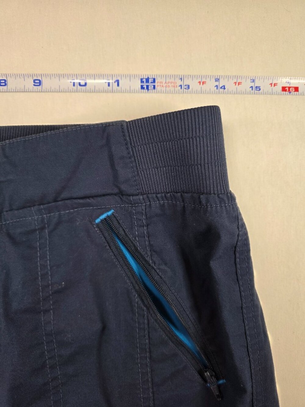 Spread Good Cheer Scrubs Bottoms Lot of 2 Blue Size Medium - Picture 5 of 16